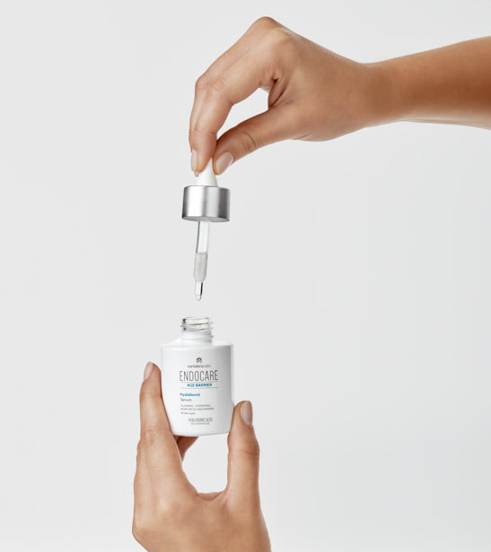 ENDOCARE HYALUBOOST AGE BARRIER SERUM | Mitrinošs serums ar niacinamīdu, hialuronskābi 30 ML