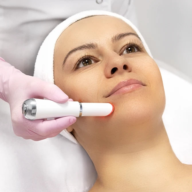 Eye & Lip Beauty Massager | acu & lūpu masāžas ierīce